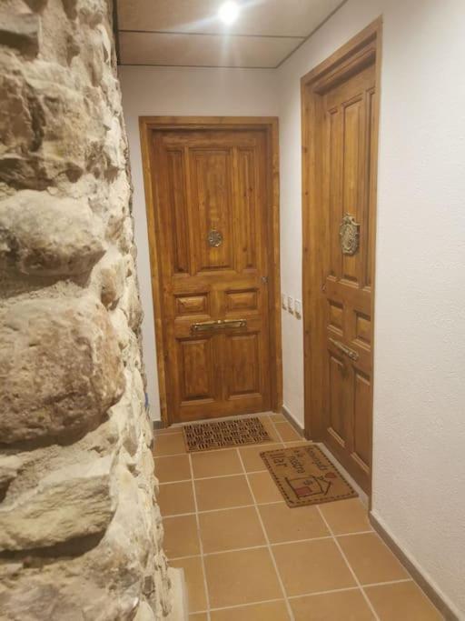 En El Corazon De Baga, Precioso Pueblo Medieval מראה חיצוני תמונה